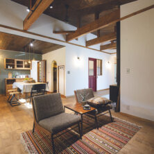 関市Y邸_山小屋のようなお家